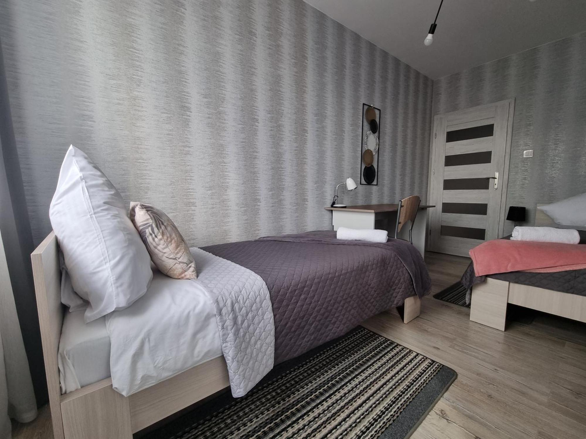 Q Apart Grand - Klimatyzowane 3 Pokojowe Apartamenty Przy Manufakturze Z Garazem Gratis, Fv Łódź Eksteriør billede