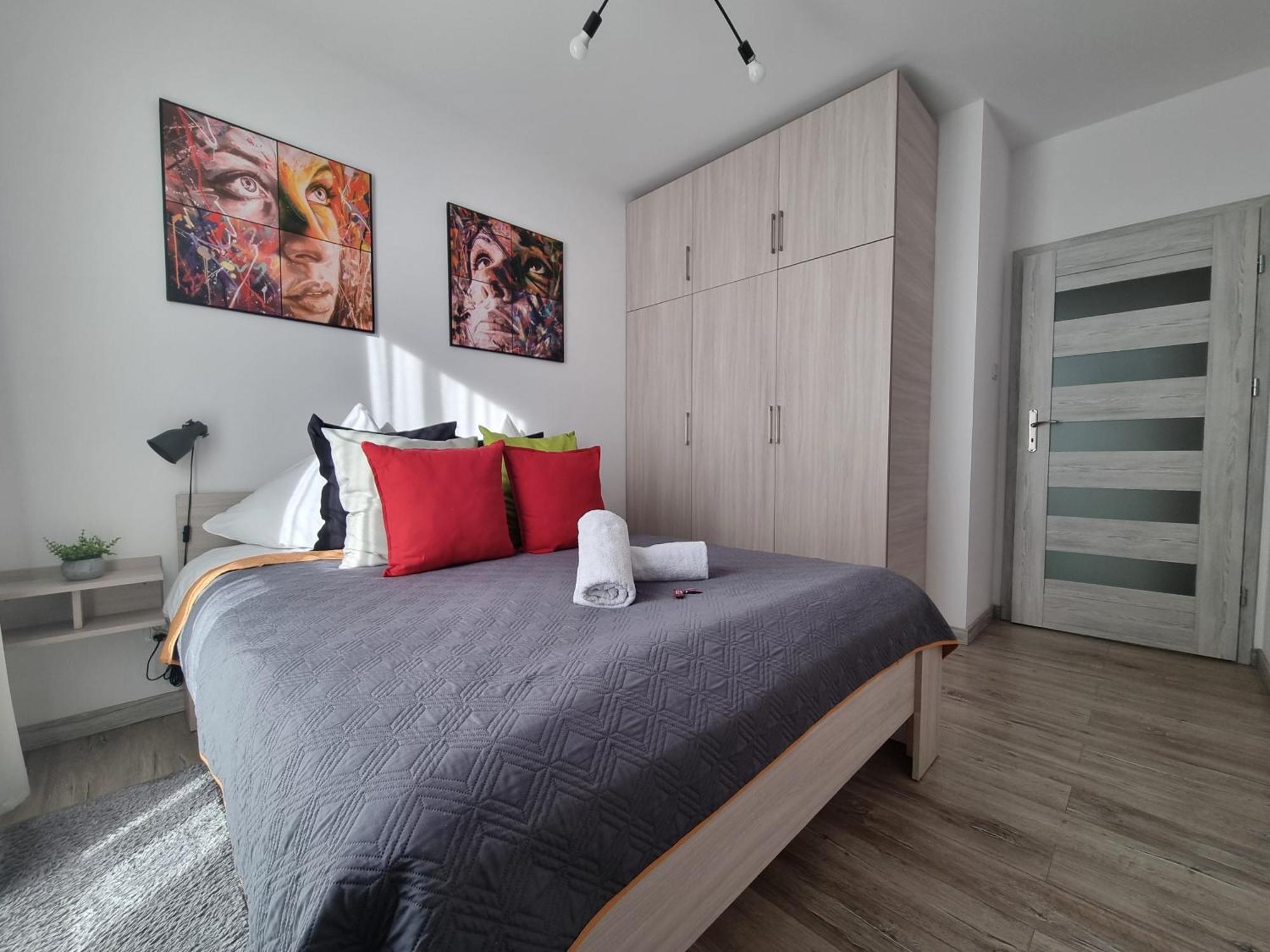 Q Apart Grand - Klimatyzowane 3 Pokojowe Apartamenty Przy Manufakturze Z Garazem Gratis, Fv Łódź Eksteriør billede